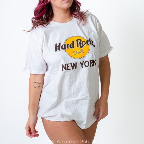 Hard Rock New York Tee Shirt - Picture 2 of 6